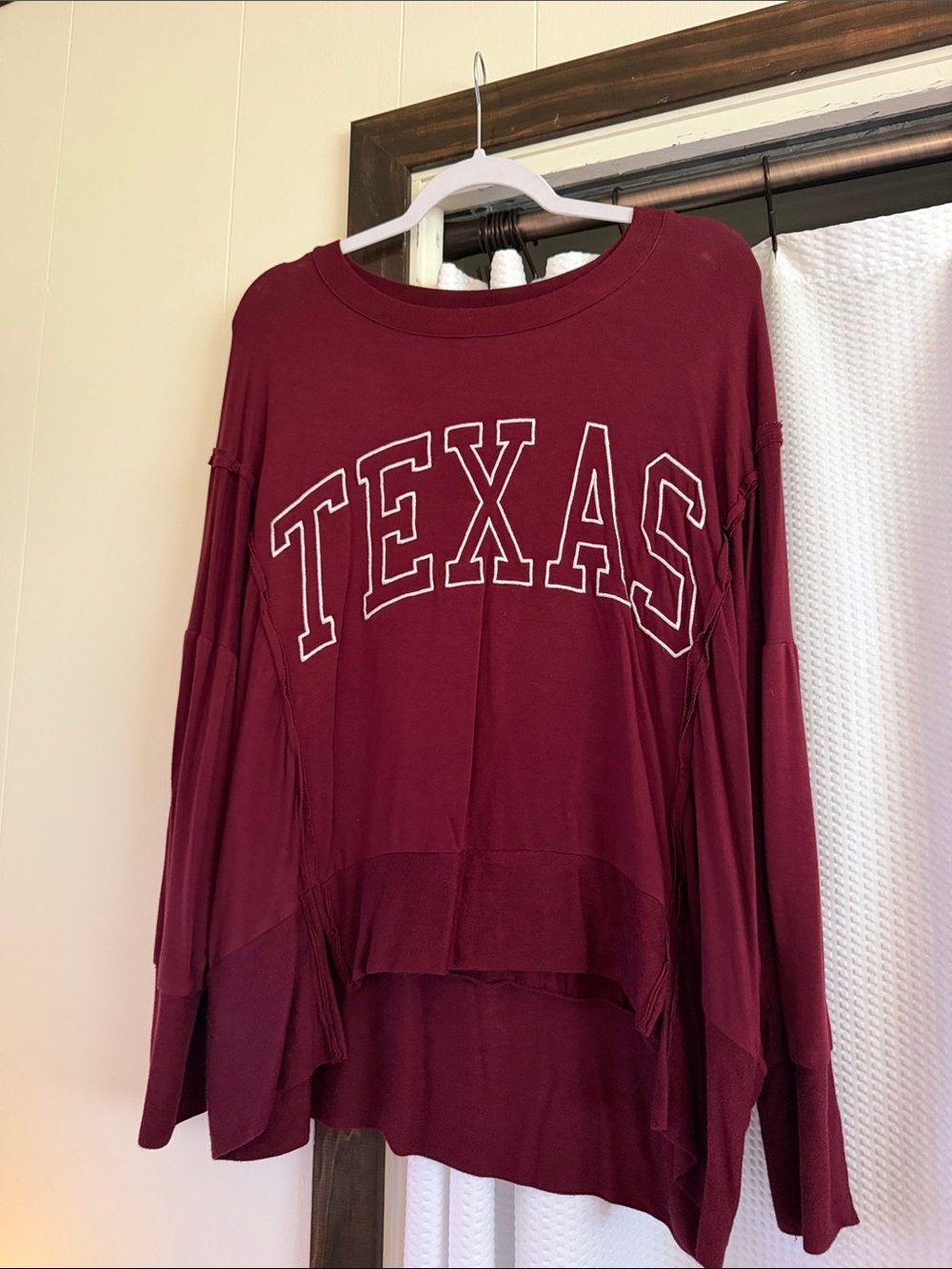ODDY Women's Maroon 'TEXAS' Pullover Sweater
